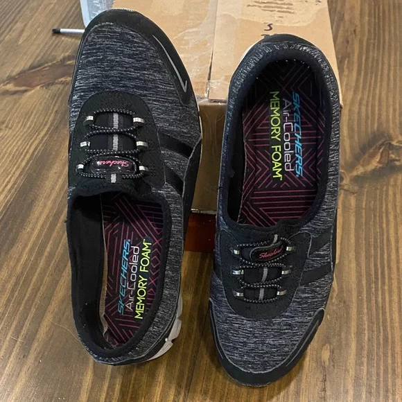 Skechers Black Heather Slip-On Memory Foam Sneakers - Picture 1 of 1